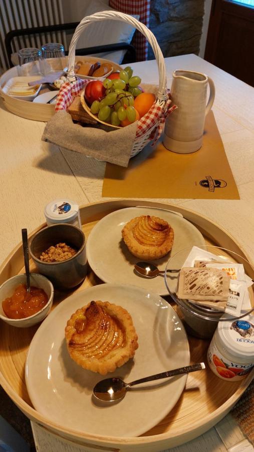 Beb Luca76 Bed and Breakfast Avise Εξωτερικό φωτογραφία