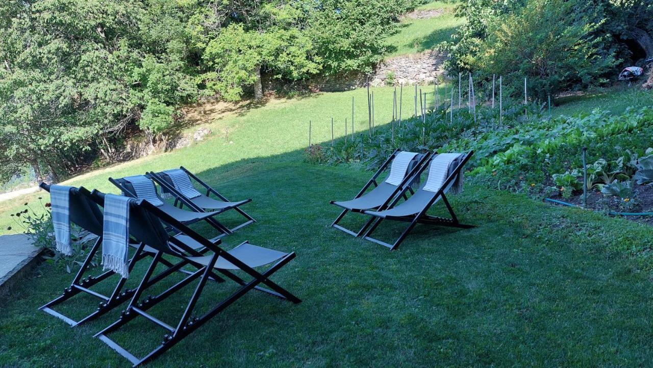 Beb Luca76 Bed and Breakfast Avise Εξωτερικό φωτογραφία